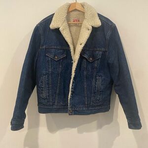 Levi's Dark Blue Denim Jacket with Sherpa Lining. Vintage 1970s. Made in USA.